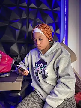 Melany Williams online show from 12-04-25, 12:47