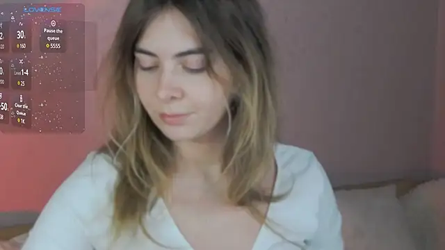 chloi hes online show from 12-06-24, 03:11