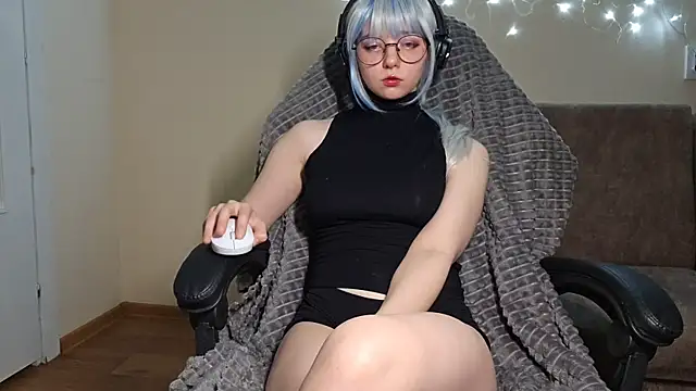 Snapshot of DanaWard chatting on 01-08-25, 06:31 DanaWard online show from 01-08-25, 06:31