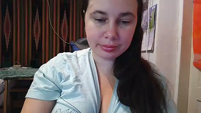 Snapshot of Cora_Maro chatting on 09-28-25, 12:38 Cora Maro online show from 09-28-25, 12:38