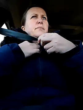 Angelacoquine online show from 12-20-24, 09:11