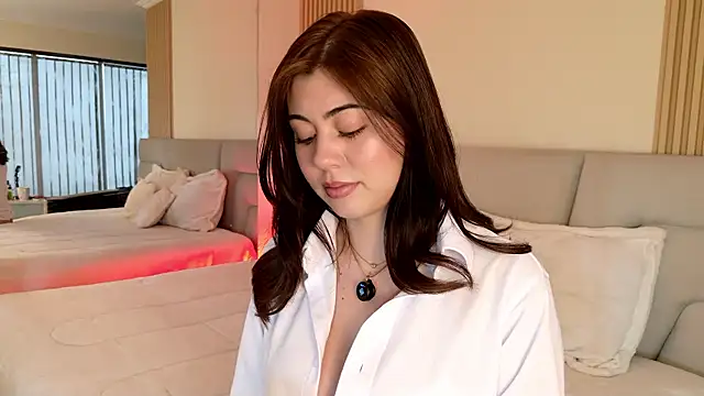 Zoe Benson online show from 01-12-26, 12:10