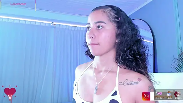 Snapshot of Ammy_nova chatting on 10-02-25, 08:05 Ammy nova online show from 10-02-25, 08:05