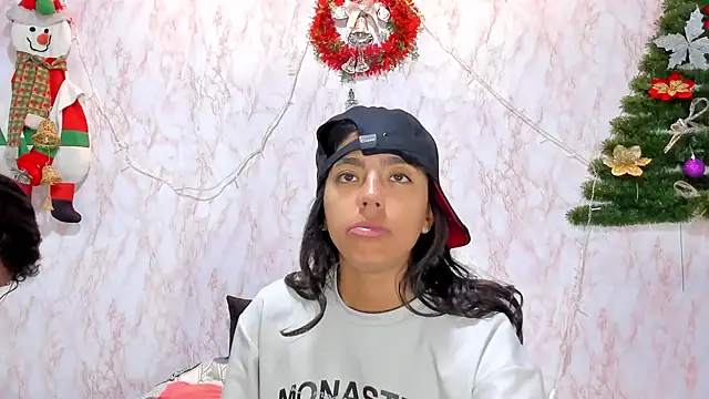 BarbieHotLaura online show from 12-28-24, 03:59