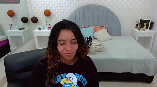 charlotte 0309 online show from 01-06-25, 06:31