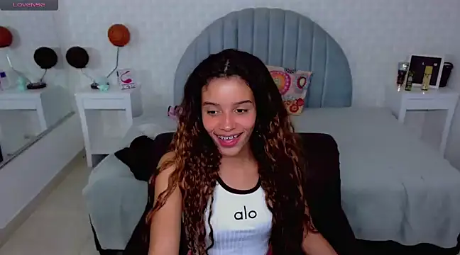 charlotte 0309 online show from 01-08-25, 12:06