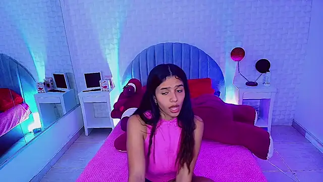 Snapshot of charlotte_0309 chatting on 02-03-26, 06:40 charlotte 0309 online show from 02-03-26, 06:40