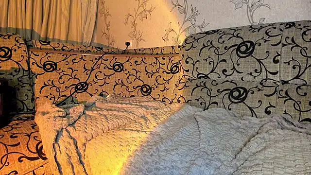 insanely-sweet online show from 12-28-24, 04:20