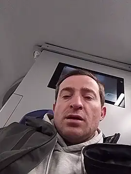 Snapshot of openlegsforyou chatting on 01-12-26, 04:50 openlegsforyou online show from 01-12-26, 04:50