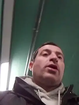 Snapshot of openlegsforyou chatting on 01-13-26, 05:02 openlegsforyou online show from 01-13-26, 05:02