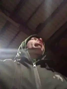 Snapshot of openlegsforyou chatting on 01-19-26, 03:43 openlegsforyou online show from 01-19-26, 03:43