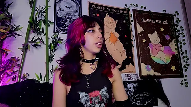 Nyx nayla online show from 04-21-26, 01:42