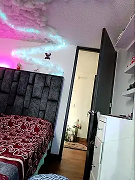 Nicole420squirt online show from 10-14-25, 06:31