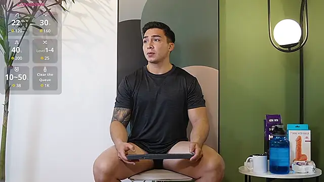 Snapshot of Ryan_Hunt chatting on 02-18-25, 11:55 Ryan Hunt online show from 02-18-25, 11:55