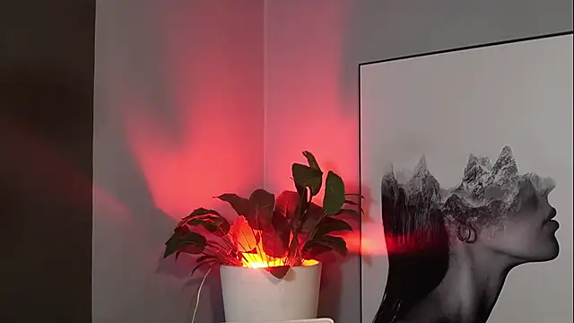 Snapshot of Ryan_Hunt chatting on 10-09-25, 12:25 Ryan Hunt online show from 10-09-25, 12:25