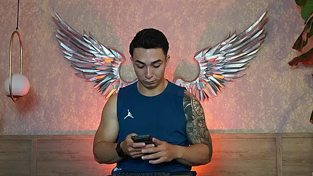 Snapshot of Ryan_Hunt chatting on 10-16-25, 12:50 Ryan Hunt online show from 10-16-25, 12:50