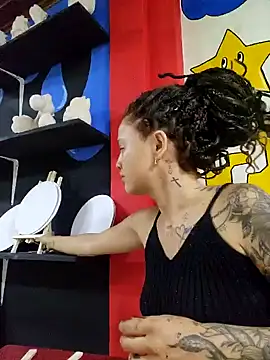 LorenRosse online show from 02-13-25, 12:02