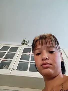 LorenRosse online show from 10-14-25, 04:46