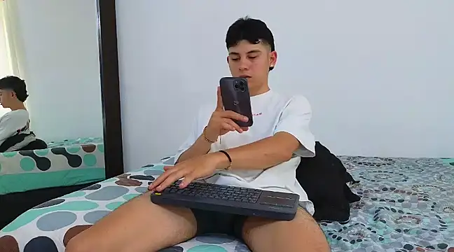 Deam Broowm online show from 02-13-25, 09:17