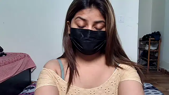 Snapshot of Hoty-Shivangi chatting on 01-13-26, 05:51 Hoty-Shivangi online show from 01-13-26, 05:51