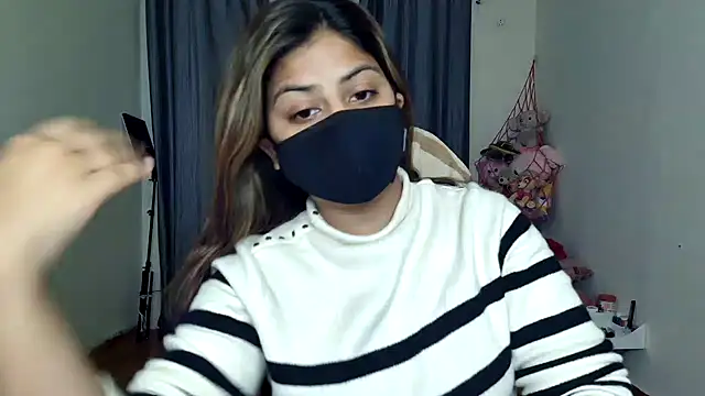 Snapshot of Hoty-Shivangi chatting on 02-07-26, 02:10 Hoty-Shivangi online show from 02-07-26, 02:10