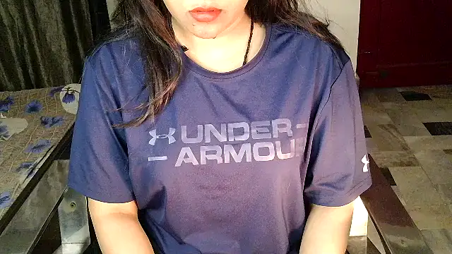 aarushi sharmaa online show from 12-18-25, 02:28