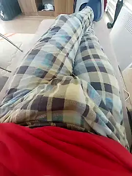 Snapshot of reelciii21 chatting on 01-14-25, 12:24 reelciii21 online show from 01-14-25, 12:24