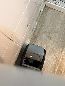 Snapshot of reelciii21 chatting on 09-24-25, 09:40 reelciii21 online show from 09-24-25, 09:40