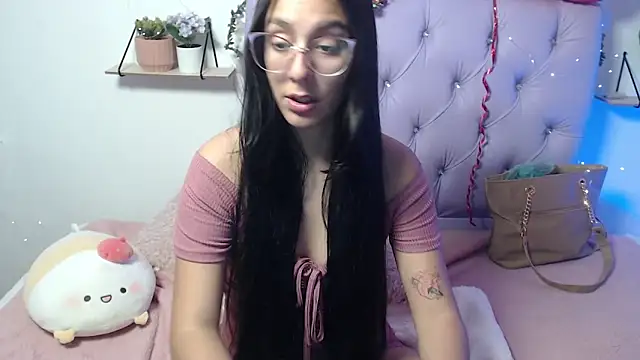 Freyja 01 online show from 02-08-25, 09:46