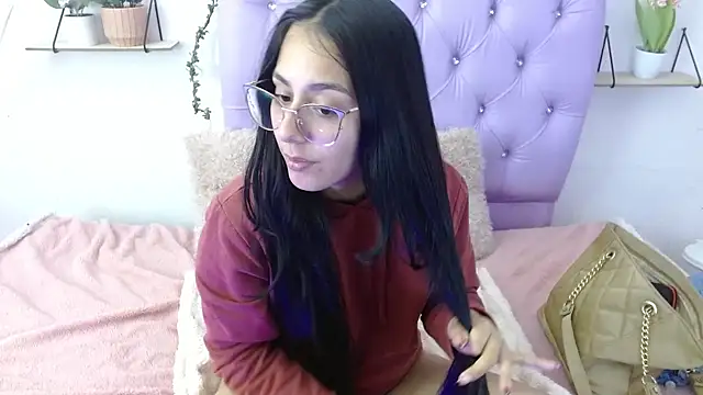 Freyja 01 online show from 09-22-25, 09:50