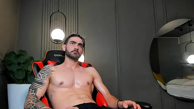 Austin bolt online show from 01-15-25, 06:12