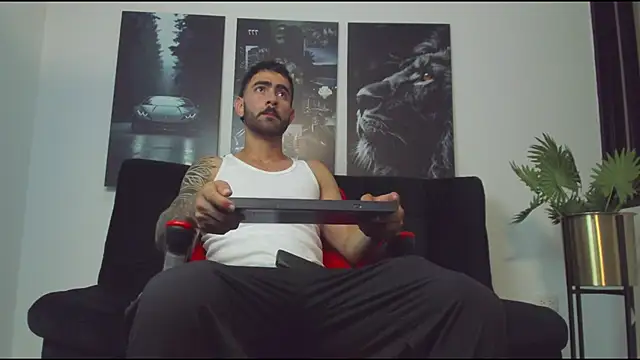 Austin bolt online show from 03-08-25, 02:34