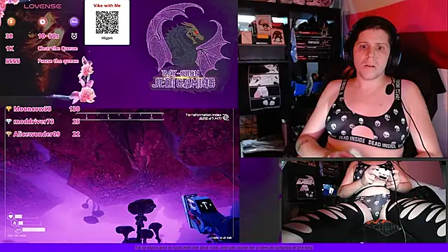 Snapshot of Rae-Suon chatting on 01-05-25, 01:36 Rae-Suon online show from 01-05-25, 01:36