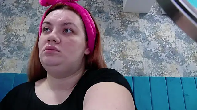 MelanieBrownn online show from 01-31-25, 02:26