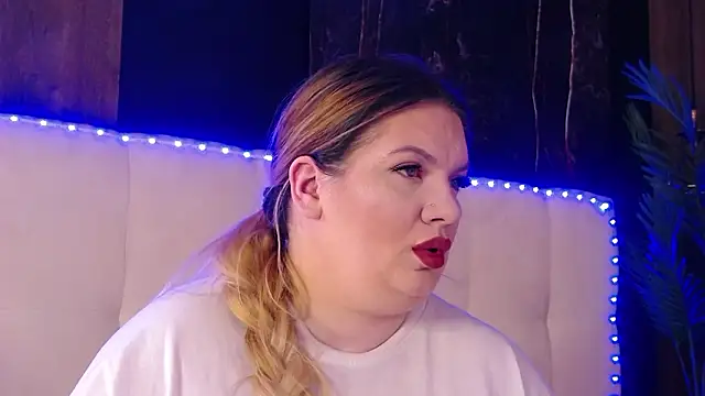 MelanieBrownn online show from 03-08-26, 06:28