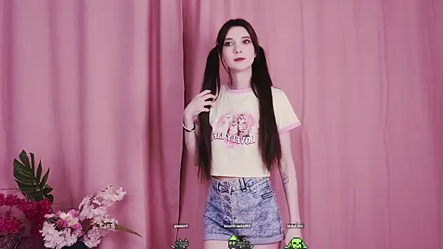 KimWilli online show from 01-20-25, 07:14