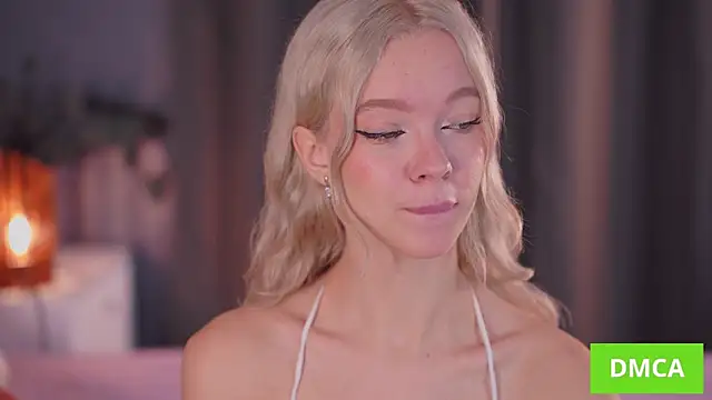 Snapshot of _AlinaBailey chatting on 10-10-25, 08:13 AlinaBailey online show from 10-10-25, 08:13