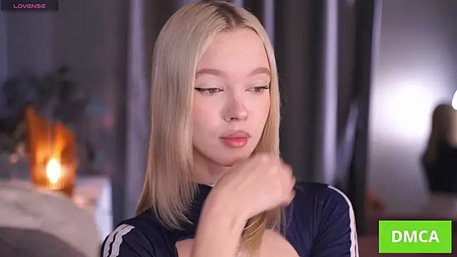 Snapshot of _AlinaBailey chatting on 11-14-25, 07:07 AlinaBailey online show from 11-14-25, 07:07