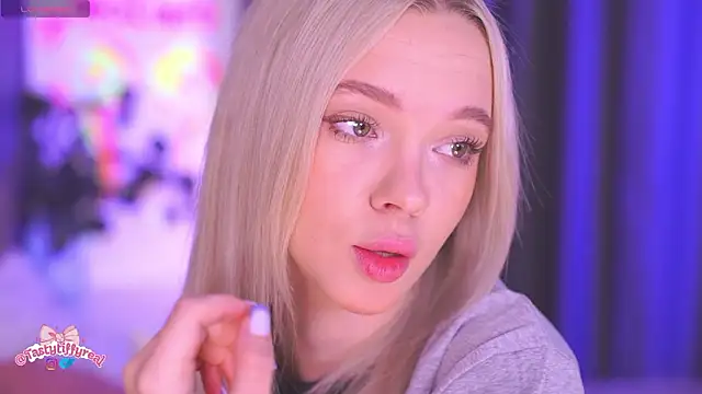  AlinaBailey online show from 03-23-26, 08:07