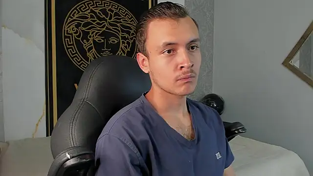 Snapshot of Desmon_Clark chatting on 01-10-25, 02:04 Desmon Clark online show from 01-10-25, 02:04