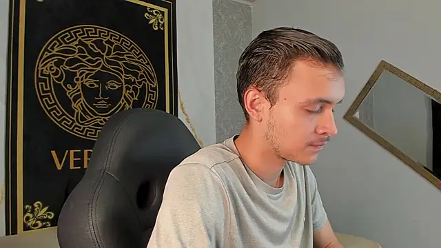 Desmon Clark online show from 01-12-25, 12:39