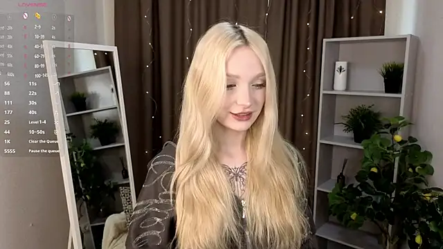 Naughty  Couplles online show from 04-17-26, 03:42