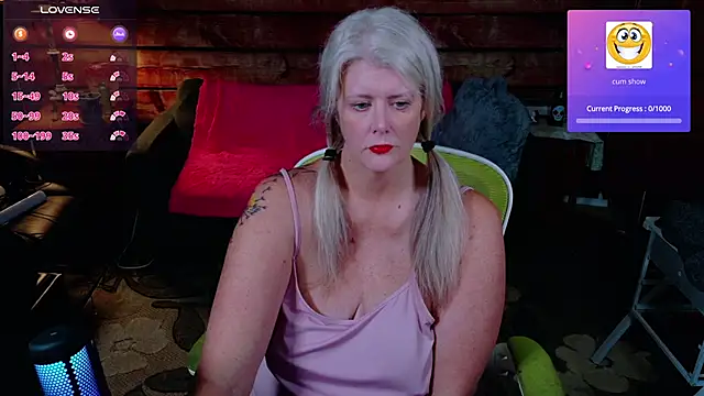 AliceHarlot online show from 10-22-25, 03:07