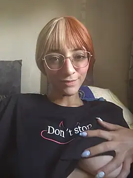 Dani pegin online show from 04-21-26, 03:28