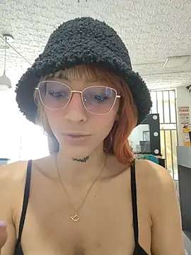 Snapshot of Dani_pegin chatting on 05-25-26, 03:07 Dani pegin online show from 05-25-26, 03:07