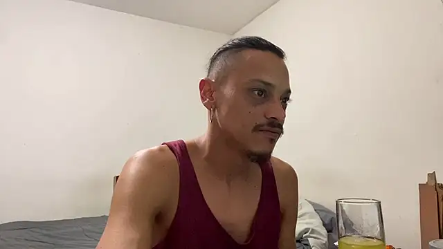 villanocat online show from 12-14-24, 04:12