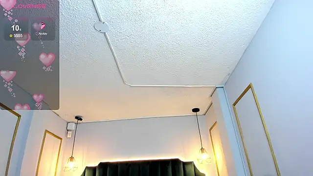 HannaPaola online show from 01-25-25, 04:02