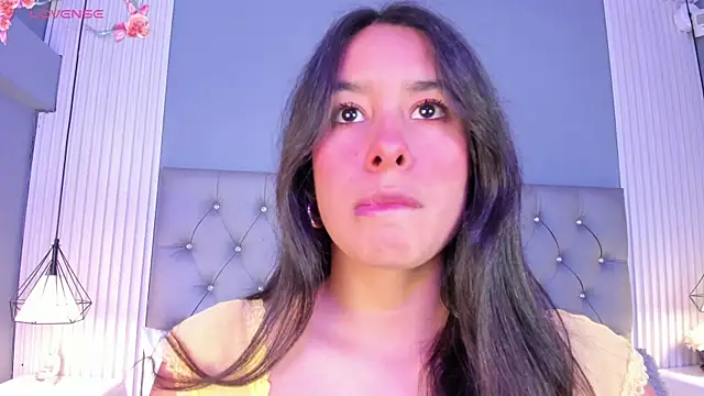 HannaPaola online show from 09-27-25, 11:10