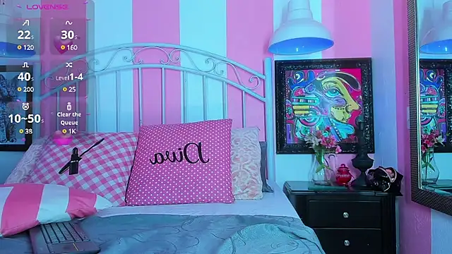 Snapshot of Liah_Grey8 chatting on 01-22-25, 12:16 Liah Grey8 online show from 01-22-25, 12:16