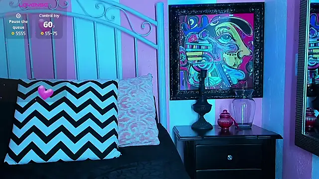 Snapshot of Liah_Grey8 chatting on 02-14-25, 09:32 Liah Grey8 online show from 02-14-25, 09:32